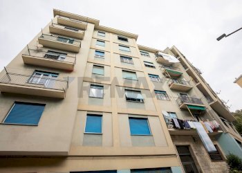 Trilocale Via Monte Sei Busi, 12 
 Rivarolo, Genova (zona Rivarolo) - foto 1