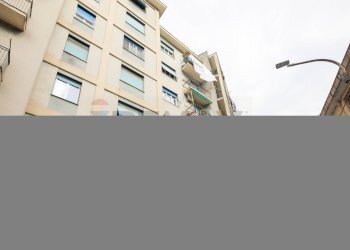 Trilocale Via Monte Sei Busi, 12 
 Rivarolo, Genova (zona Rivarolo) - foto 2