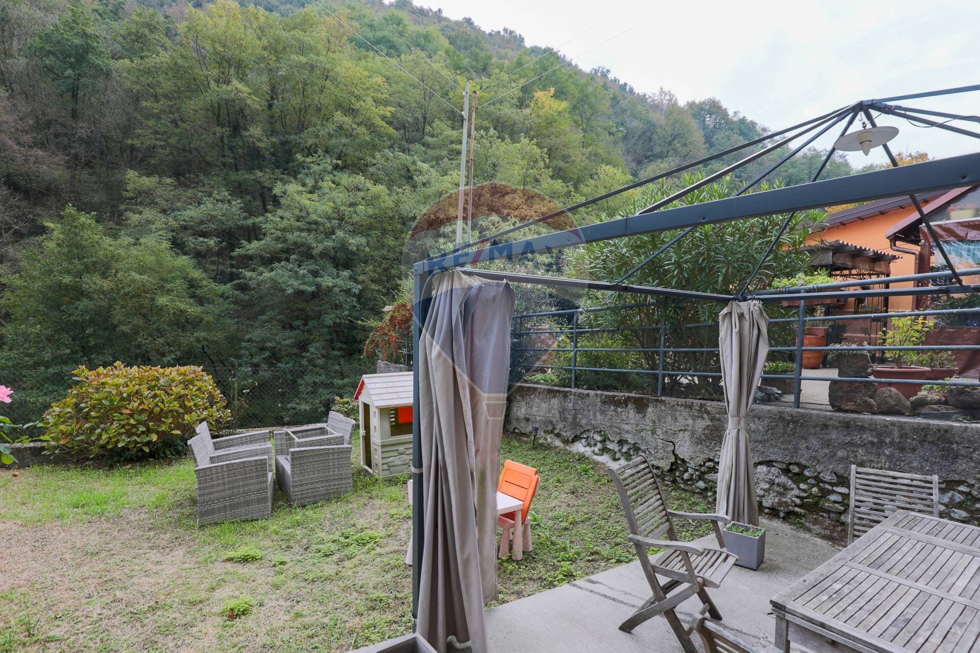 Trilocale Via Lombardo, 11 
 Gazzolo, Campomorone - foto 1