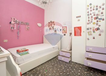 Three-room apartment Via Lombardo, 11 
 Gazzolo, Campomorone - photo 19