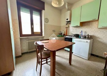 Quadrilocale Via C. Colombo, Santhià - foto 2