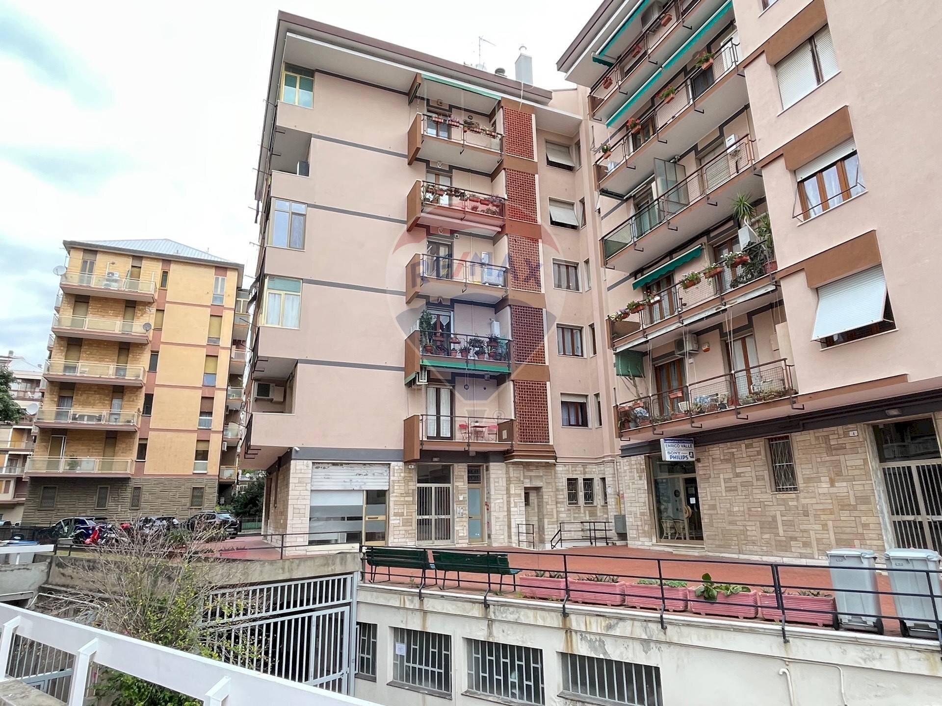 Two-room apartment via scarpa, 6
Oltreletimbro, Savona (neighborhood Oltreletimbro) - photo 2