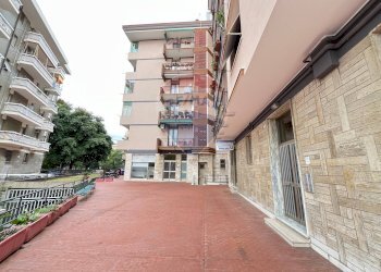 Bilocale via scarpa, 6 
 Oltreletimbro, Savona (zona Oltreletimbro) - foto 11