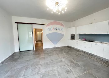 Bilocale via scarpa, 6 
 Oltreletimbro, Savona (zona Oltreletimbro) - foto 33