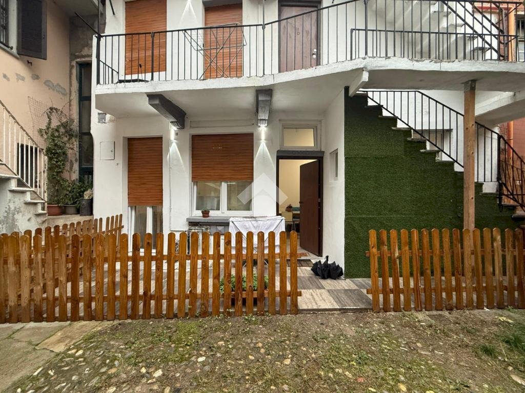 Two-room apartment Via Giuseppe Cassano, Trecate - photo 1