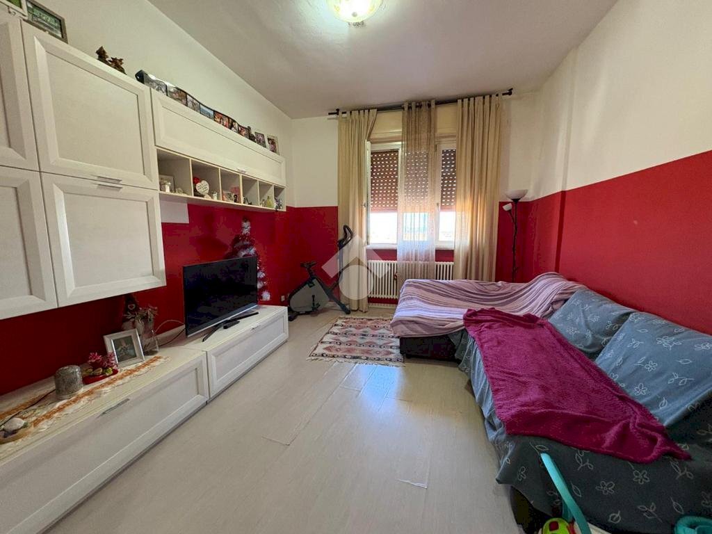 Casa indipendente Contrada S. Dionigi, Mortara - foto 2