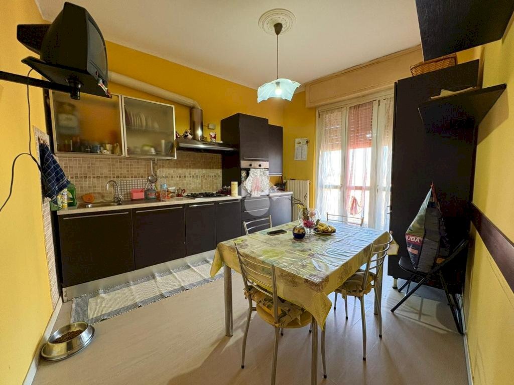 Casa indipendente Contrada S. Dionigi, Mortara - foto 1