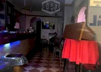 Locale Commerciale Strada Maggiore, Bologna (zona Centro Storico) - foto 7