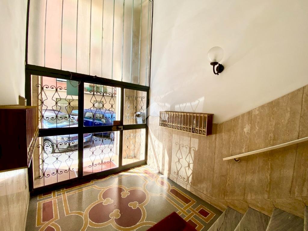 Four-room apartment Via armenia, Genova (neighborhood Foce) - photo 3