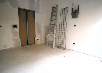 Negozio via Mario Bastia, Bologna (zona Costa Saragozza) - foto 12