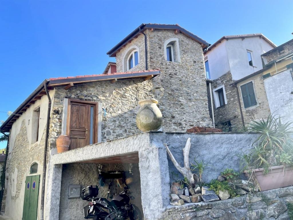 Casa semi indipendente Via XXV Aprile, Borgomaro - foto 1