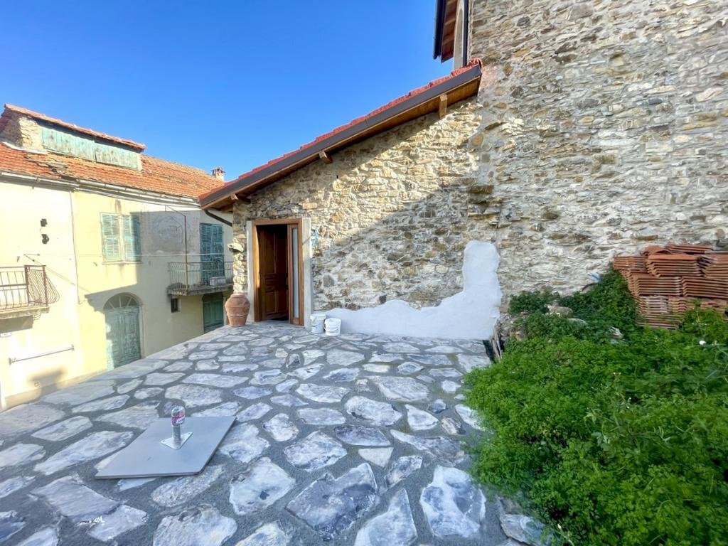 Casa semi indipendente Via XXV Aprile, Borgomaro - foto 2