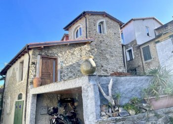 Casa semi indipendente Via XXV Aprile, Borgomaro - foto 1