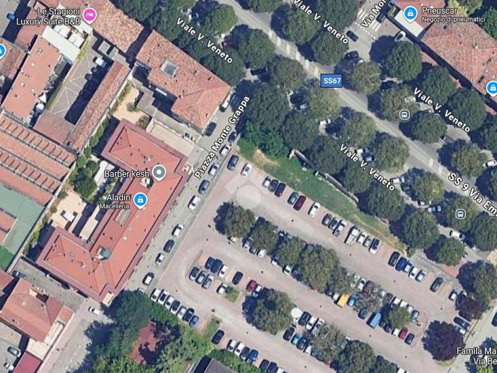 Negozio Piazza Monte Grappa, Forlì - foto 3