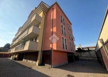 Two-room apartment Via pasubio, Legnano - photo 1