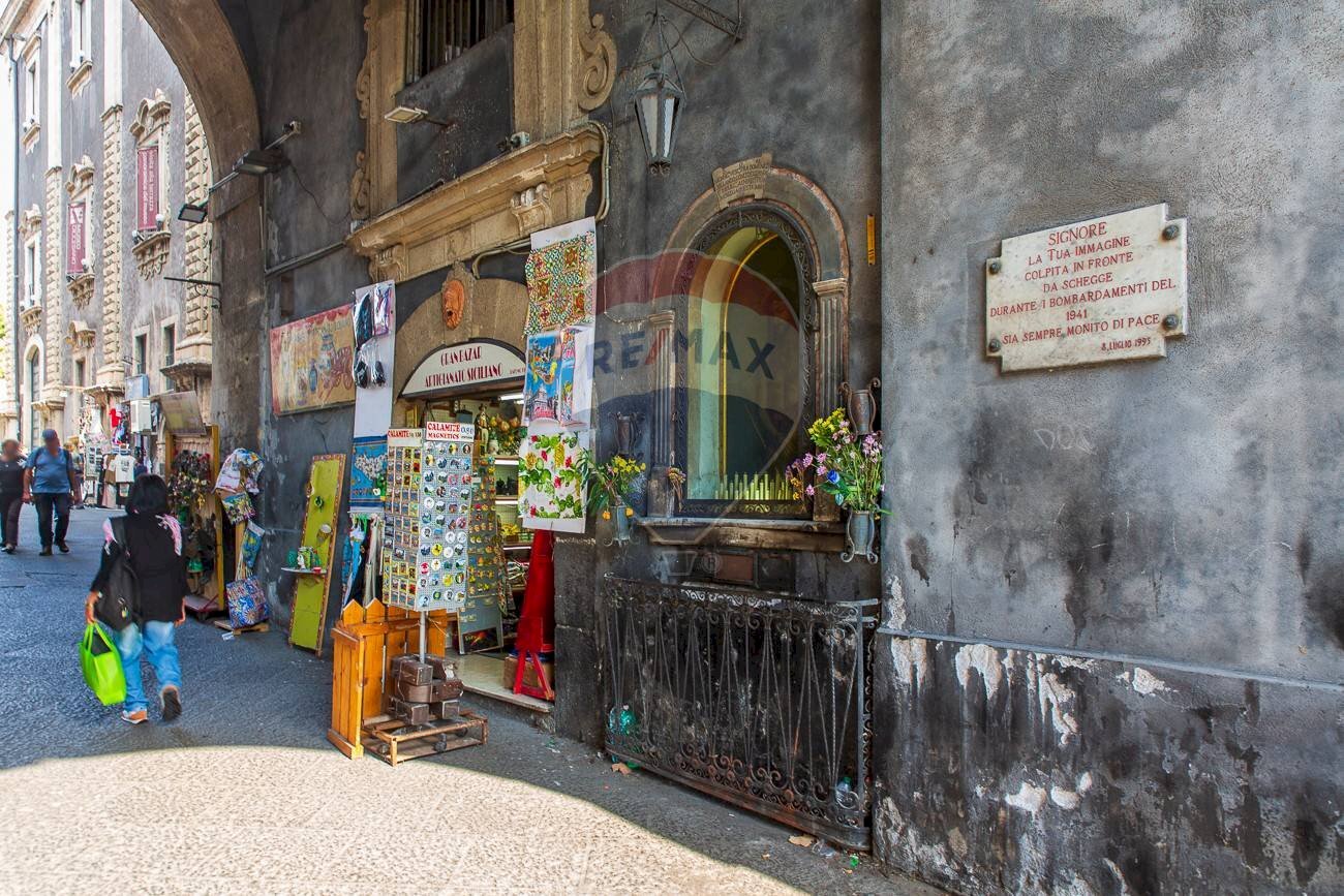 Edificio all\'aperto - Negozio Via Etnea
2, Catania - foto 2