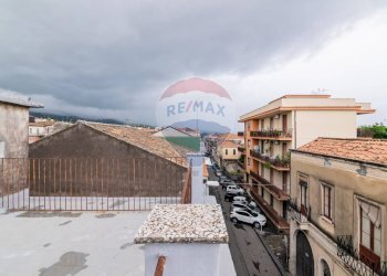 Edificio all\'aperto - Casa indipendente via antonino paternò di san giuliano
 
67-69, Giarre - foto 2