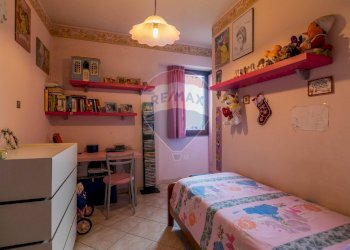 Camera / camera da letto - Villa Via Giovanni Gentile
 
30, Aci Sant'Antonio - foto 16