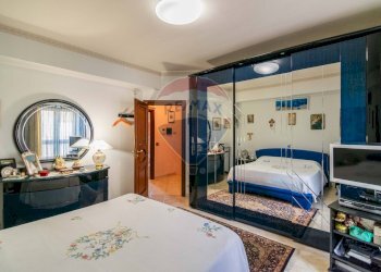 Camera / camera da letto - Villa Via Giovanni Gentile
 
30, Aci Sant'Antonio - foto 23