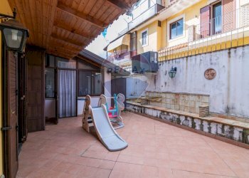 Terrazza - Villa Via Giovanni Gentile
 
30, Aci Sant'Antonio - foto 30