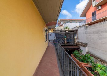 Balcone - Villa Via Giovanni Gentile
 
30, Aci Sant'Antonio - foto 38