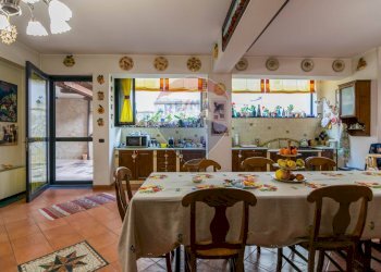 Sala da pranzo - Villa Via Giovanni Gentile
 
30, Aci Sant'Antonio - foto 45