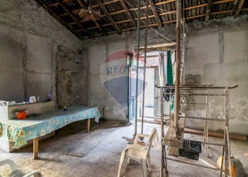 Dispensa di stoccaggio - Independent house Via Pagani
 
43, Riposto - photo 5