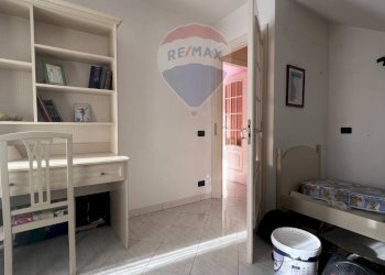 Camera / camera da letto - Appartamento Via del Bosco
 
212, Mascalucia - foto 11