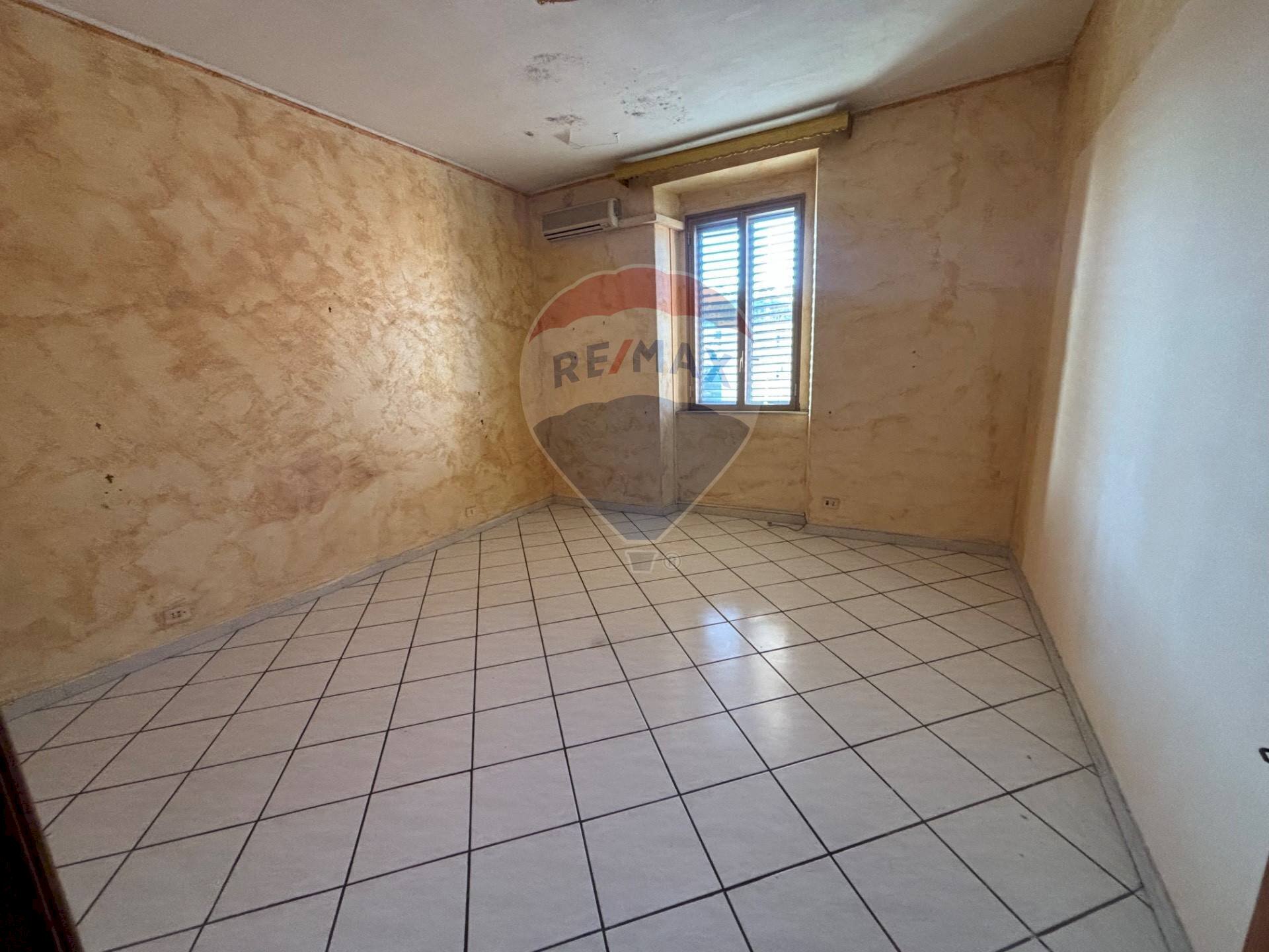 Stanza vuota - Quadrilocale Via Nuovalucello
85, Catania - foto 3