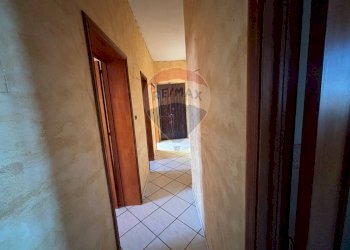 Hall / corridoio - Quadrilocale Via Nuovalucello
 
85, Catania - foto 8