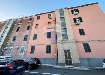 Edificio all\'aperto - Quadrilocale Via Nuovalucello
 
85, Catania - foto 21