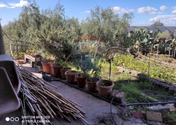 Balcone - Magazzino Contrada Marvizzaro
47, Paterno - foto 13