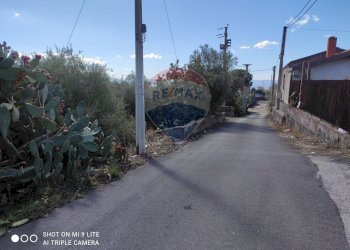 Non correlato - Magazzino Contrada Marvizzaro
47, Paterno - foto 21