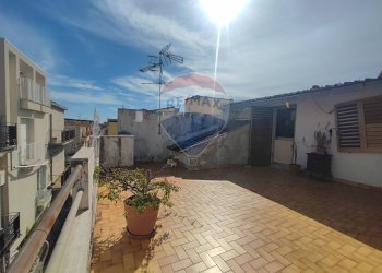 Terrazza - Casa indipendente VIA CESARE BATTISTI
 
33, Furci Siculo - foto 9