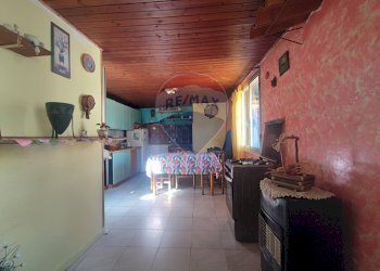 Sala da pranzo - Casa indipendente VIA CESARE BATTISTI
 
33, Furci Siculo - foto 14