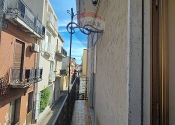 Balcone - Casa indipendente VIA CESARE BATTISTI
 
33, Furci Siculo - foto 28