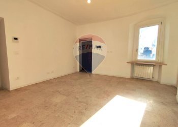 Stanza vuota - Bilocale Darfo Boario Terme - foto 5