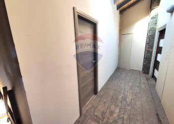 Hall / corridoio - Bilocale Darfo Boario Terme - foto 18