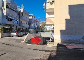 esterno - Box Via Salvemini
 
int. 7, Vieste - foto 1