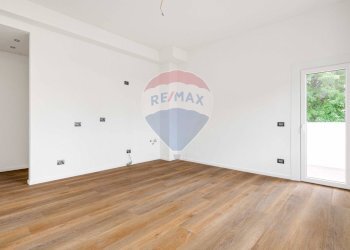 Stanza vuota - Trilocale viale pirandello
 
26, Busto Arsizio - foto 8