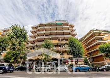 Foto 12 - Two-room apartment Viale Delle Medaglie D'oro, Roma - photo 12