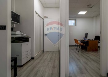 Ufficio - Locale Commerciale Via Roma
 
120, Guidonia Montecelio - foto 14