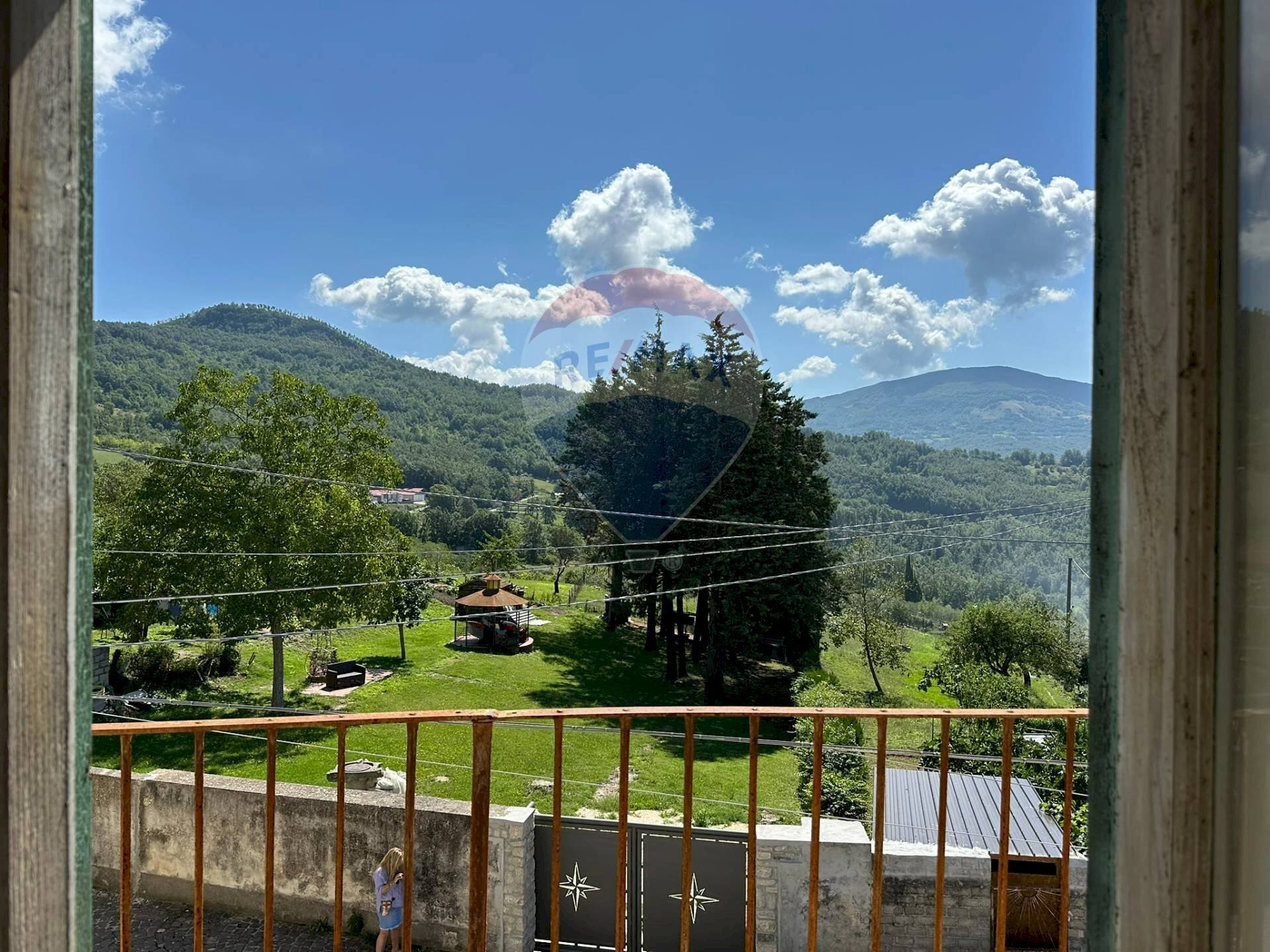 Vista delle montagne - Casa indipendente Via Orientale
 
snc, Roccasicura - foto 3