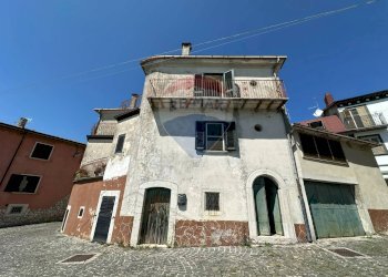 Casa all\'aperto - Casa indipendente Via Orientale
 
snc, Roccasicura - foto 5