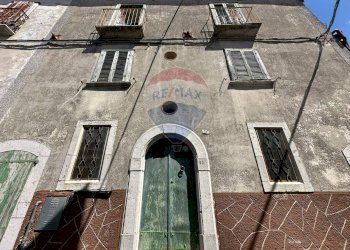 Edificio all\'aperto - Casa indipendente Via Orientale
 
snc, Roccasicura - foto 6