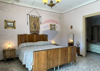 Camera / camera da letto - Casa indipendente Via Orientale
 
snc, Roccasicura - foto 47