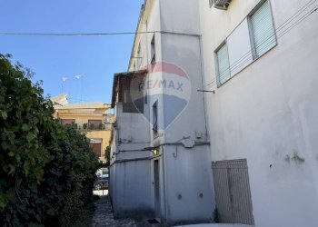 Edificio all\'aperto - Locale Commerciale Via Felisati
70, Venezia - foto 7