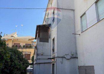 Edificio all\'aperto - Locale Commerciale Via Felisati
70, Venezia - foto 8