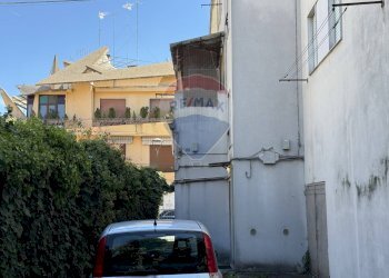 Edificio all\'aperto - Locale Commerciale Via Felisati
70, Venezia - foto 10