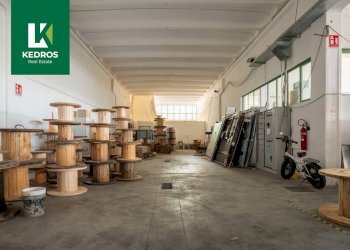 Foto 7 - Capannone Via Indipendenza
 
6, Binago - foto 7